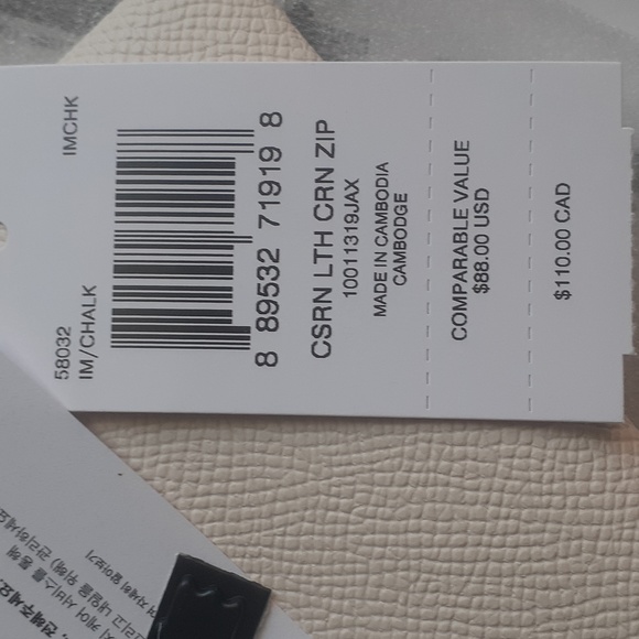 Coach wristlet - Picture 6 of 11